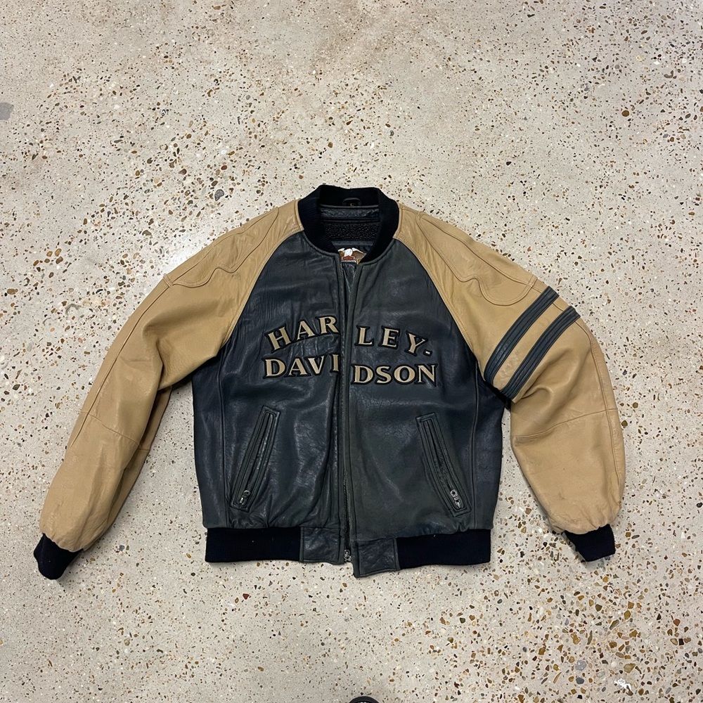 Vintage Harley-Davidson riding jacket!